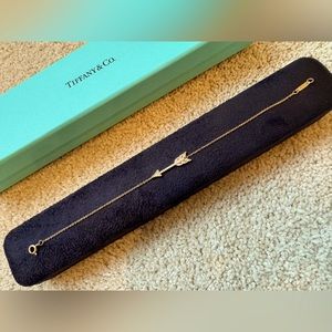 Tiffany Diamond “Arrow” bracelot